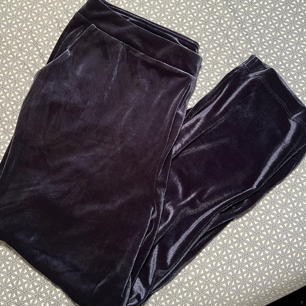 Joan Rivers Petite Tapered Stretch Velvet Pant